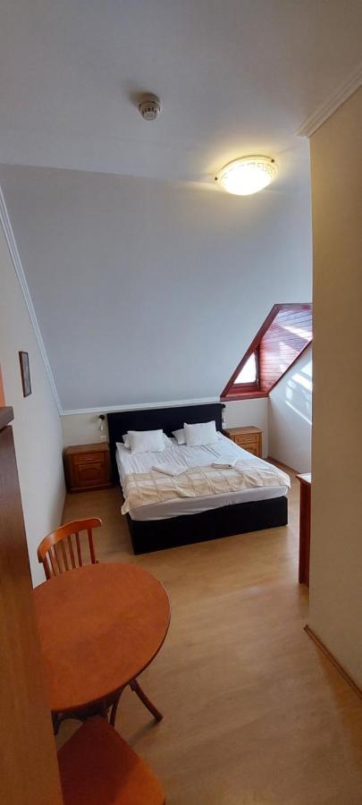 Forras Fogado Bed & Breakfast Bükkszék Bagian luar foto