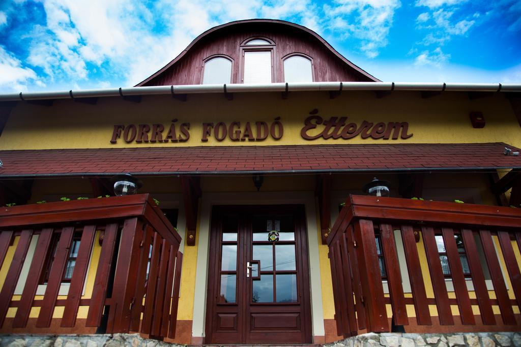 Forras Fogado Bed & Breakfast Bükkszék Bagian luar foto