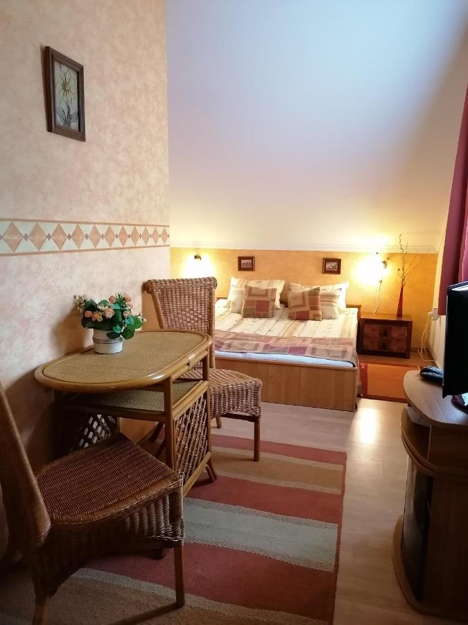 Forras Fogado Bed & Breakfast Bükkszék Bagian luar foto