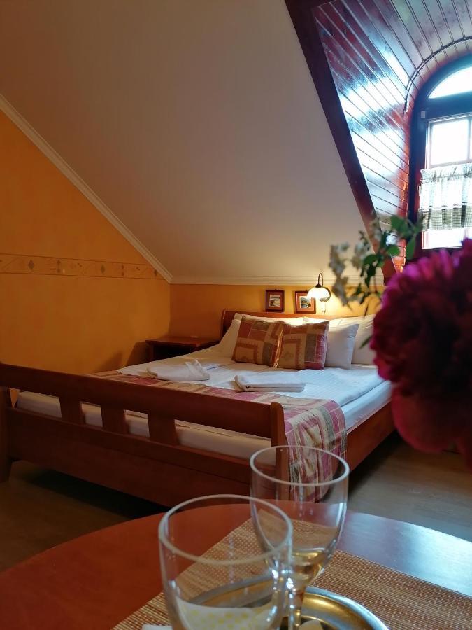 Forras Fogado Bed & Breakfast Bükkszék Bagian luar foto